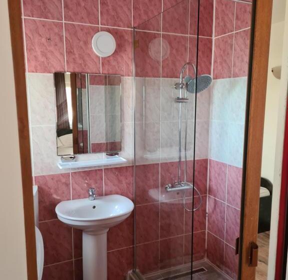 بنسيون Camere De închiriat Duly Costinești