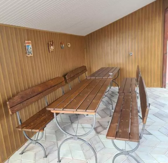 ペンション Camere De închiriat Duly Costinești