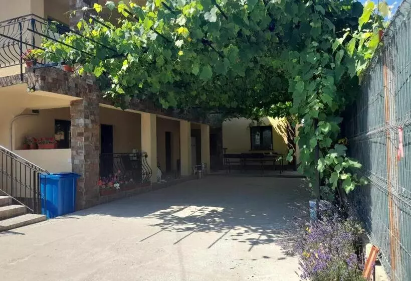 ペンション The Sweet House