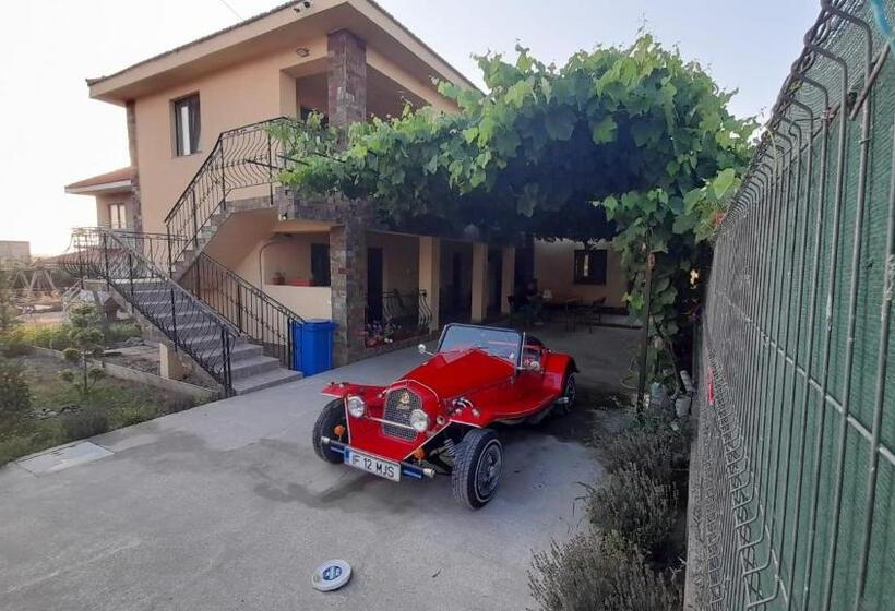 پانسیون The Sweet House