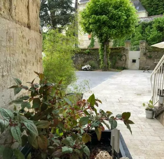 Aamiaismajoitus (B&B) Chambre Troglodytique Villa Marie Louise