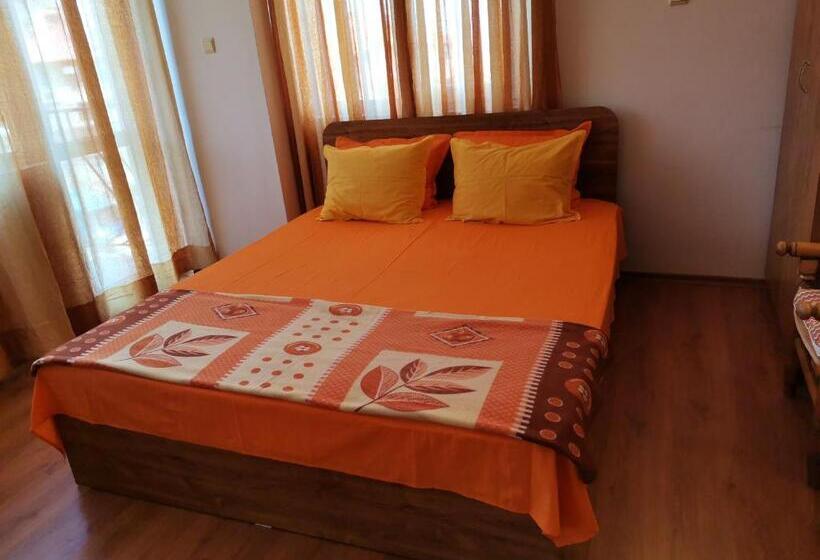 پانسیون Guest House Villa Stefi