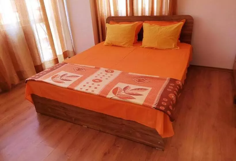 پانسیون Guest House Villa Stefi
