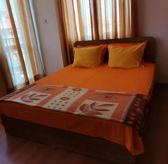 پانسیون Guest House Villa Stefi