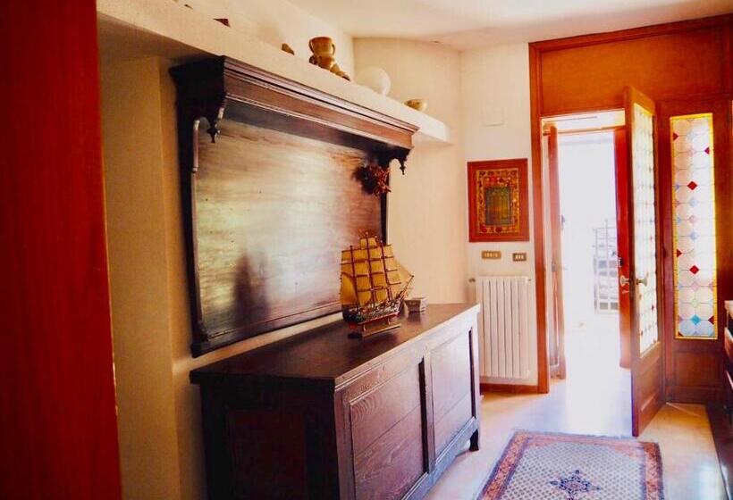 ペンション Gio Del Mar Con Vista Sullo Jonio