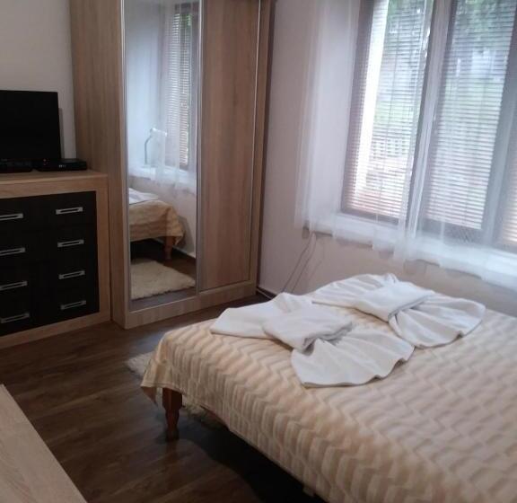 بنسيون Guest House Emmy