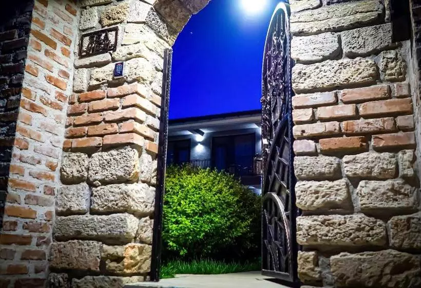 ペンション Sea View Vama Veche   Adults Only