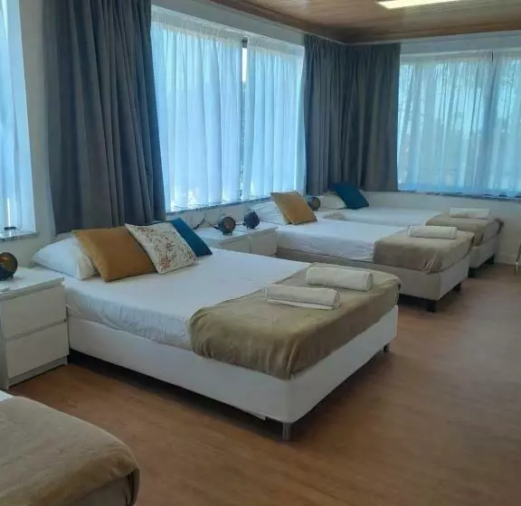 Retkeilymaja Guest House A Loja Do Cantoneiro