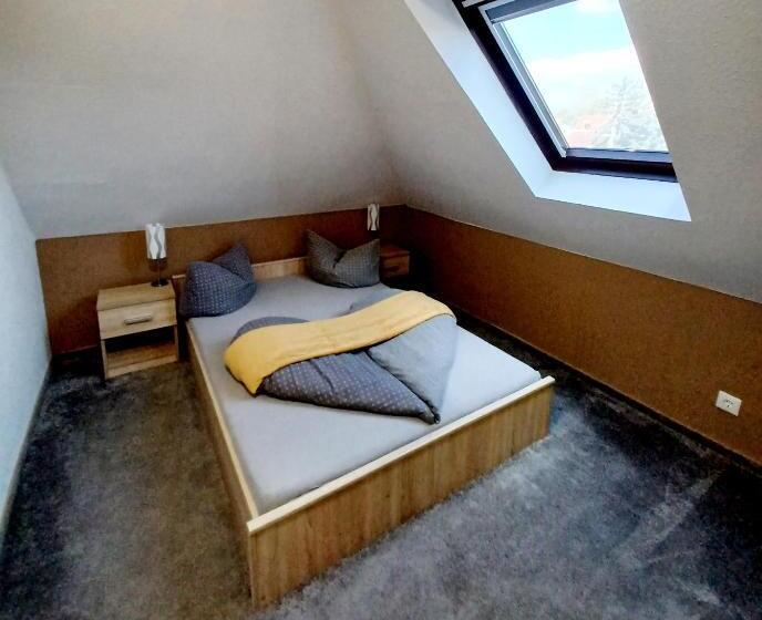 مبيت وإفطار Margret Haus