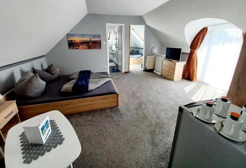 مبيت وإفطار Margret Haus