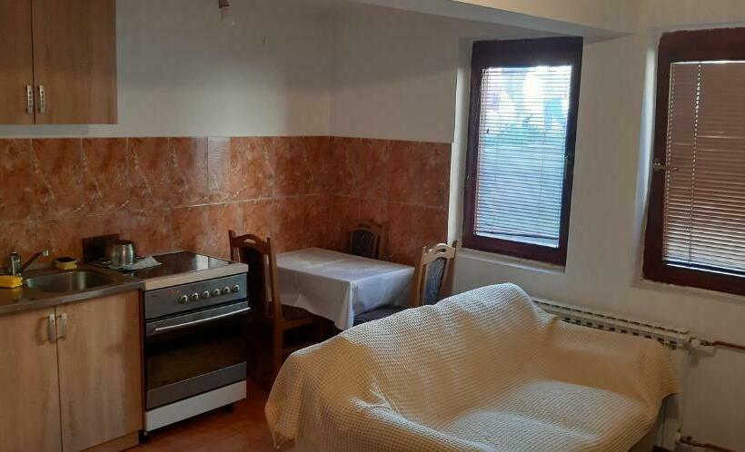 پانسیون Apartments Foča