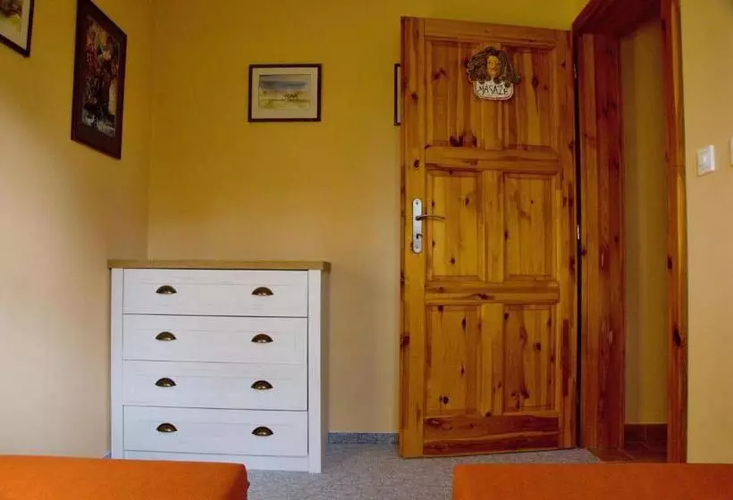 Majatalo Penzion Medvedi Paseka
