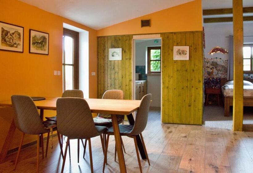 펜션 Penzion Medvedi Paseka