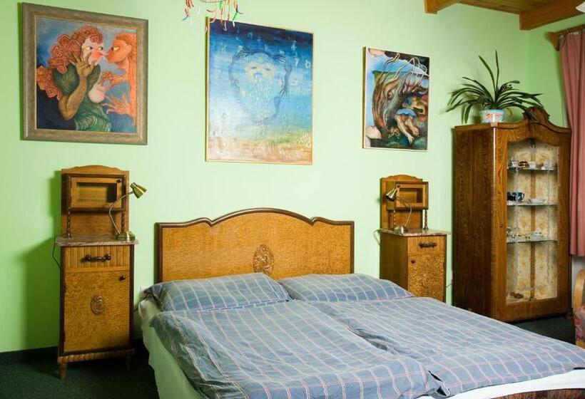 펜션 Penzion Medvedi Paseka