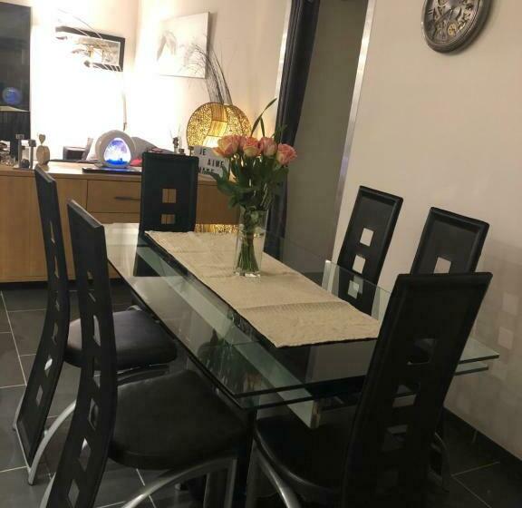 مبيت وإفطار Lily S Rooms