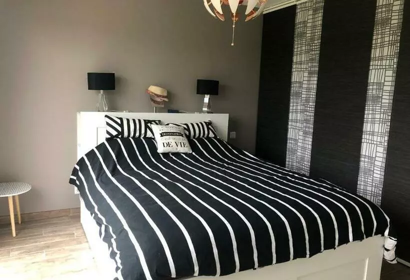 Aamiaismajoitus (B&B) Lily S Rooms