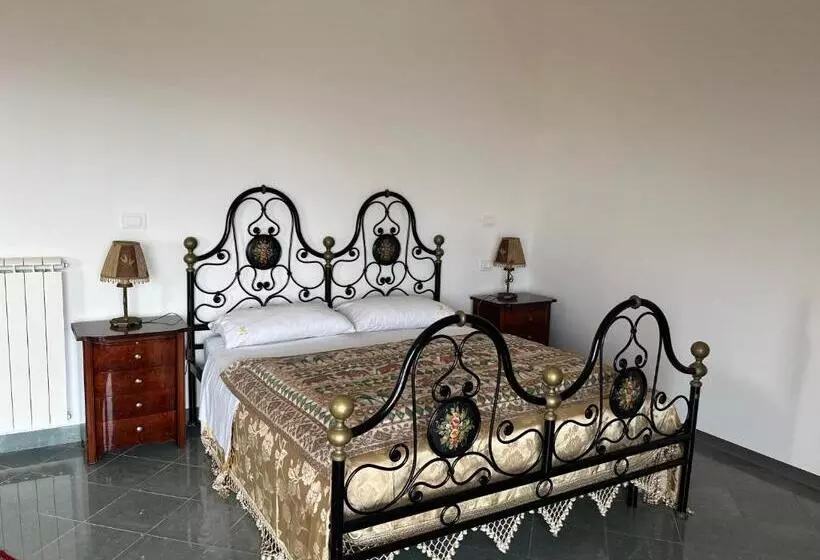 پانسیون Residenza Domus Aurea Tropea Vista Mare