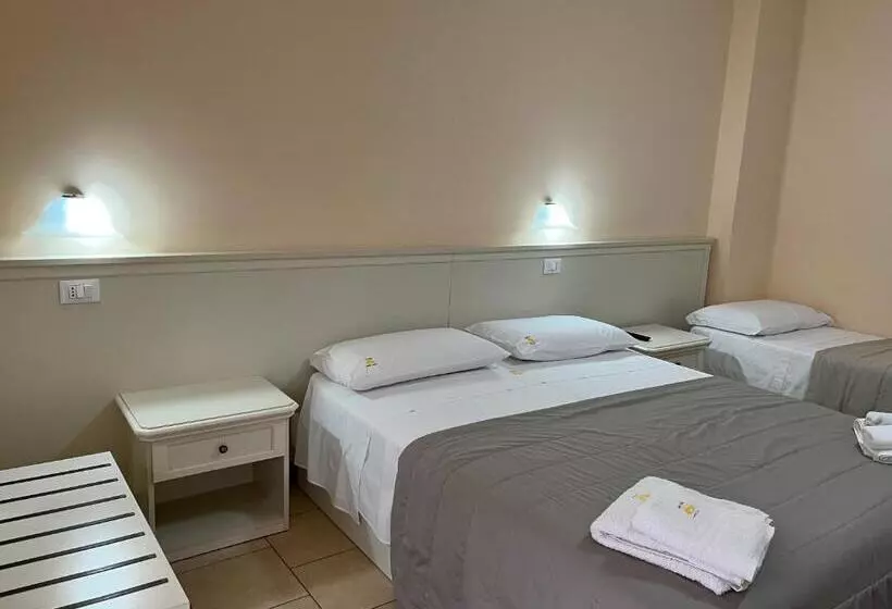 پانسیون Residenza Domus Aurea Tropea Vista Mare