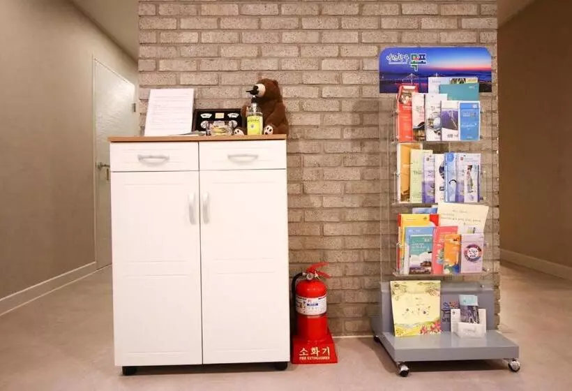 ペンション Lighthouse Guesthouse