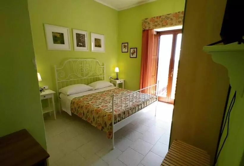 Afra Bed & Breakfast