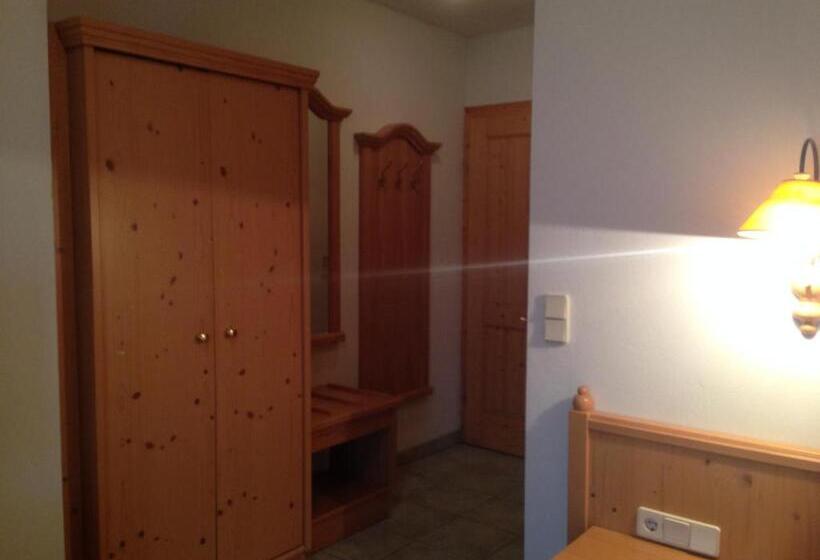 旅馆 Alpengasthof Hoiswirt