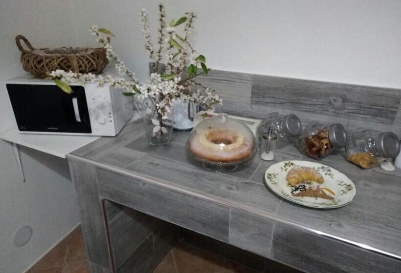 تختخواب و صبحانه La Terrazza Di Girgenti