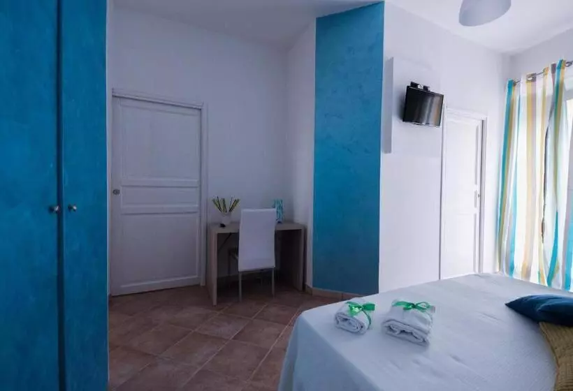 تختخواب و صبحانه La Terrazza Di Girgenti