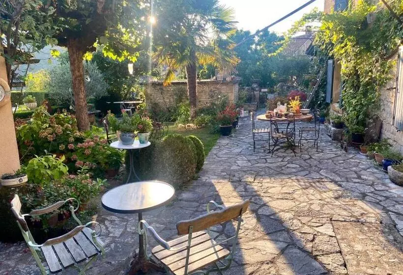 Aamiaismajoitus (B&B) Maison Chaumont