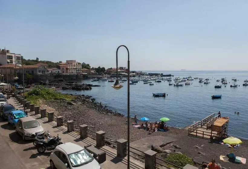 ベッドアンドブレックファースト Un Tuffo Nella Baia Di Capomulini