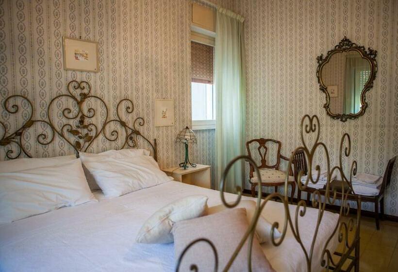 ベッドアンドブレックファースト Un Tuffo Nella Baia Di Capomulini