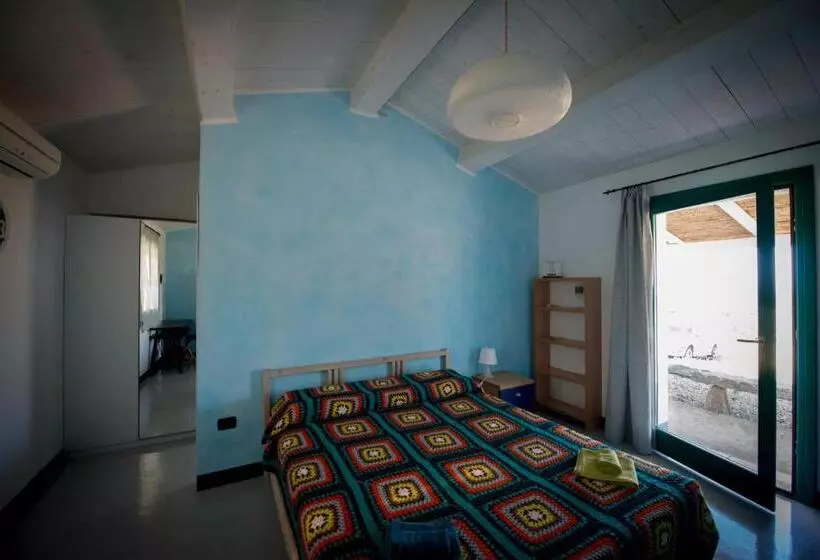 هتل Agriturismo La Tana Di Lu Maccioni