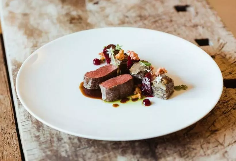 ホテル Pension Hinterleithner