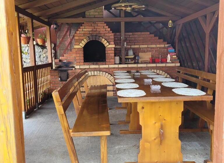 Пансион Casa Uila