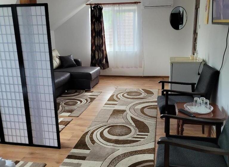 Пансион Casa Uila