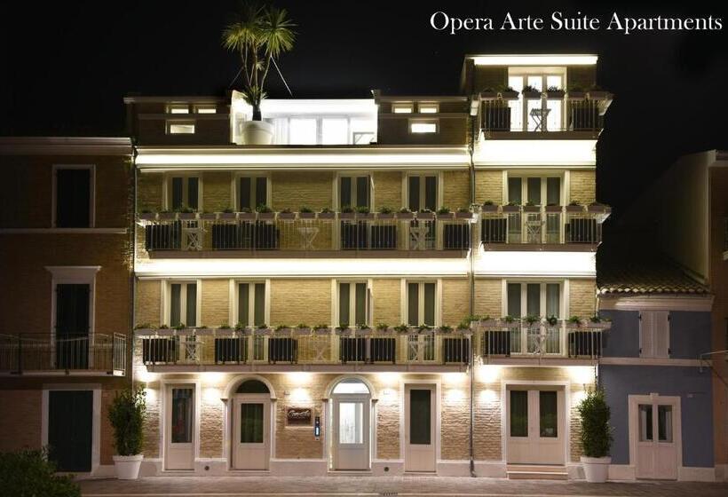 بنسيون Opera Arte Rooms