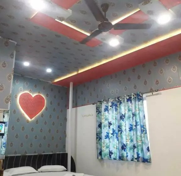 ホテル Rajvihar