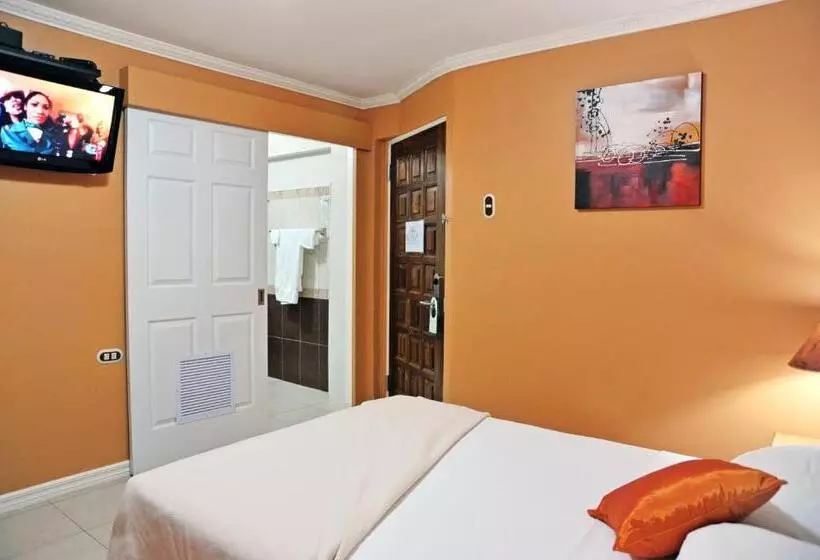 هاستل Culture Crossroads Inn