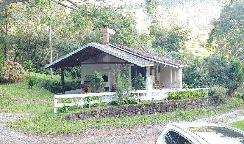 فندق صغير Md Luar Da Montanha