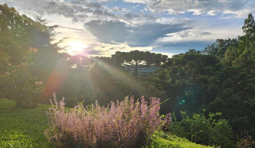 فندق صغير Md Luar Da Montanha