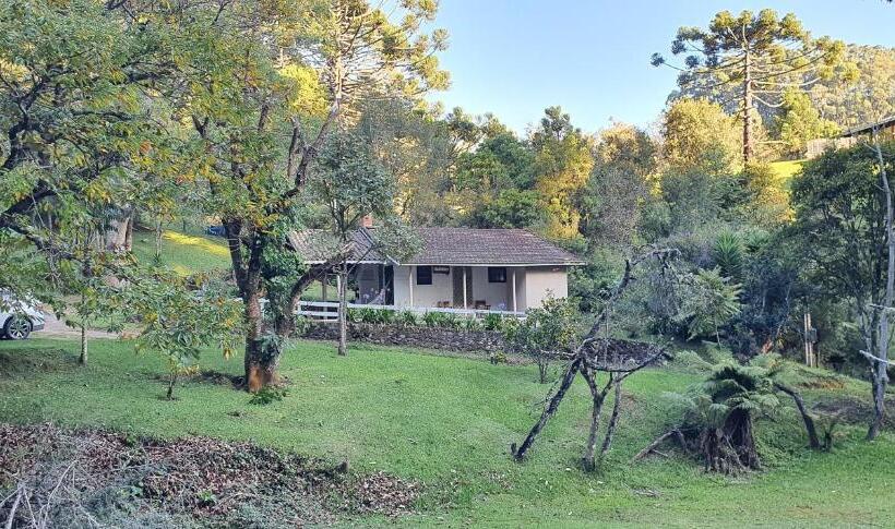 فندق صغير Md Luar Da Montanha