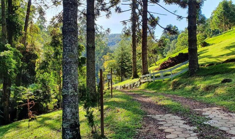 فندق صغير Md Luar Da Montanha