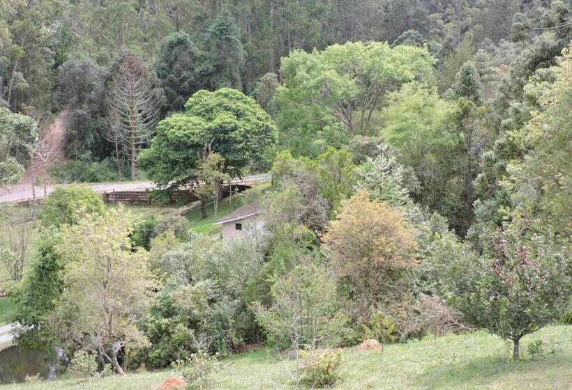 فندق صغير Md Luar Da Montanha