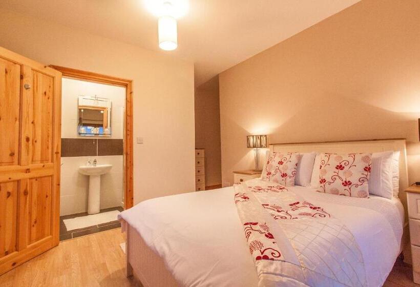 민박 Achill Water S Edge