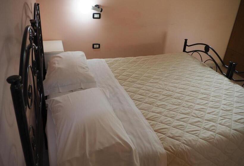 تختخواب و صبحانه Il Rifugio Dell Ape Agriturismo