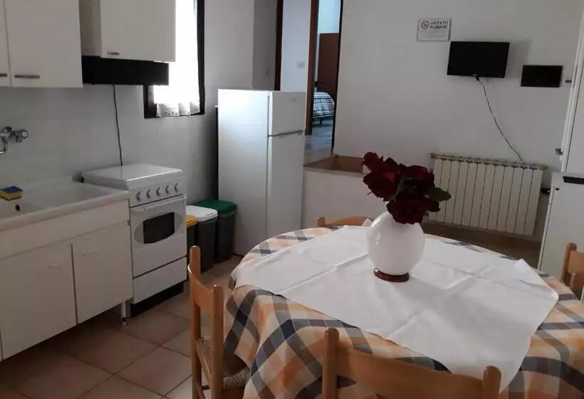 ベッドアンドブレックファースト Il Rifugio Dell Ape Agriturismo