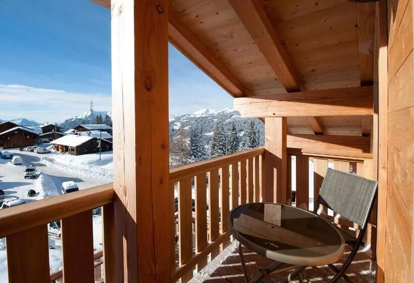 هتل Altitude Lodge