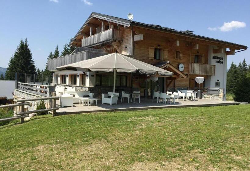 בית מלון כפרי Altitude Lodge