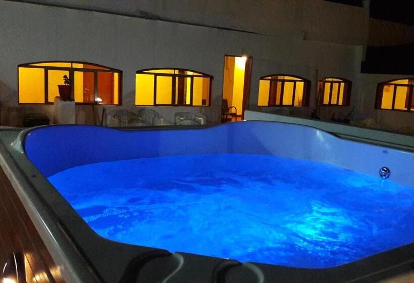 فندق Santa Clara