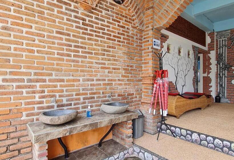 بنسيون Bottelmania