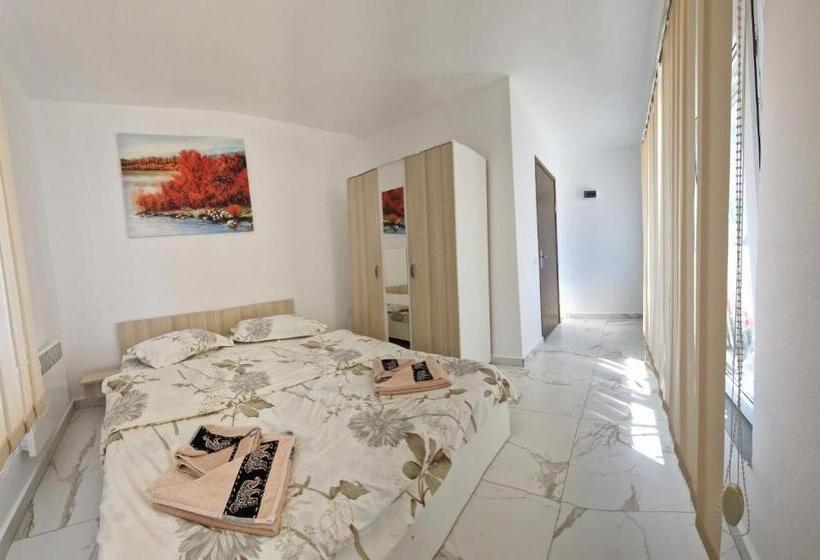 پانسیون Casa Gimi